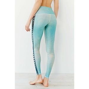 Teeki blue moon leggings